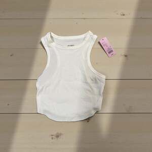 Wild Fable White Ribbed Sleeveless Cropped Tank Top